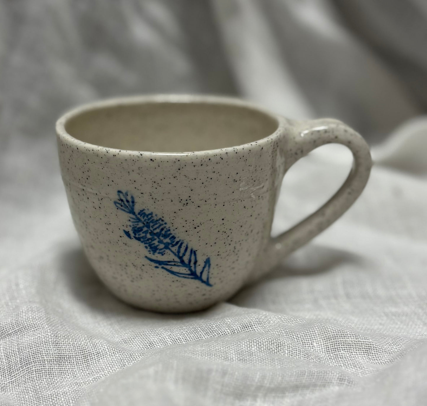 Bottlebrush mug